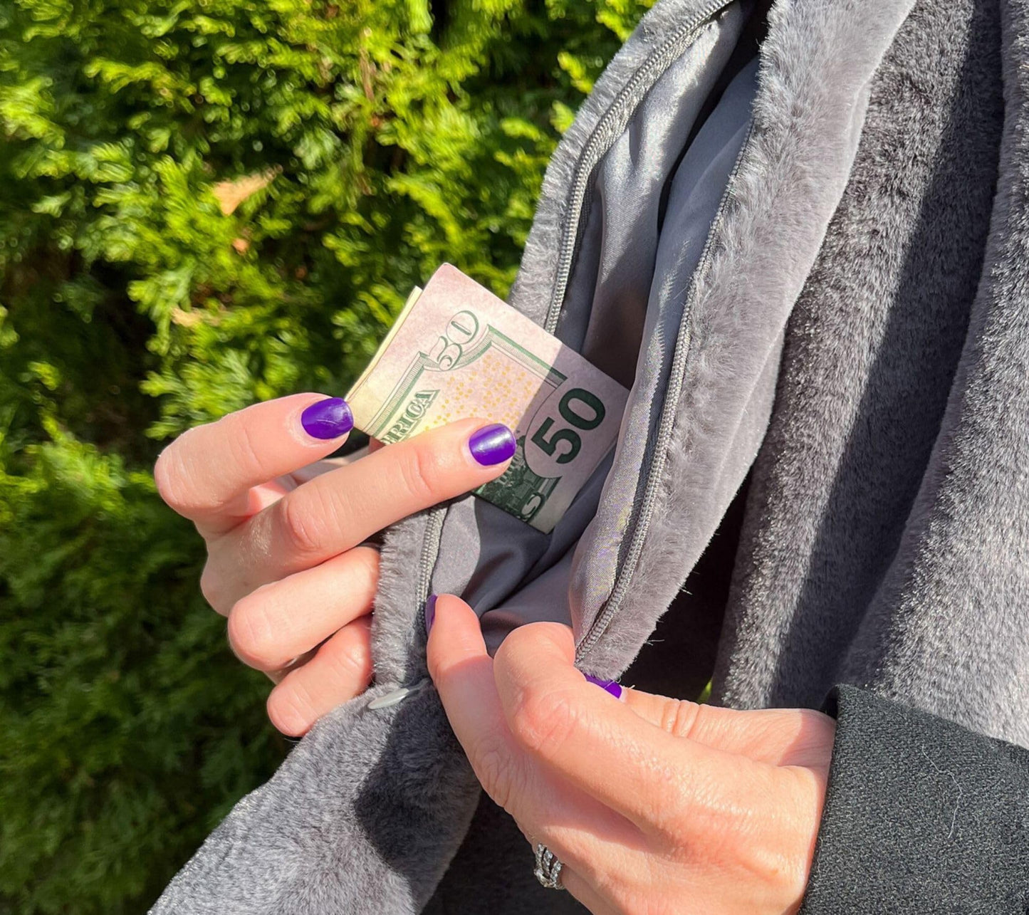 🧣✨Black Friday Big Promotion Save 50%🔥Faux Fur Scarf With Hidden Zipper Pocket